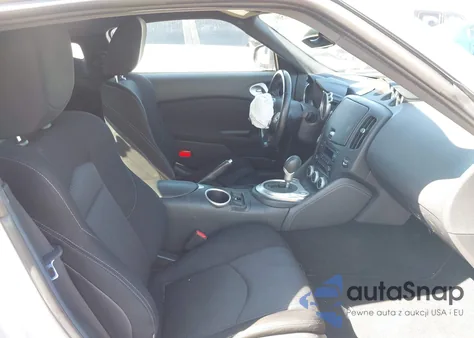 2019 Nissan 370Z z USA, uszkodzony, nr VIN JN1AZ4EHXKM422081